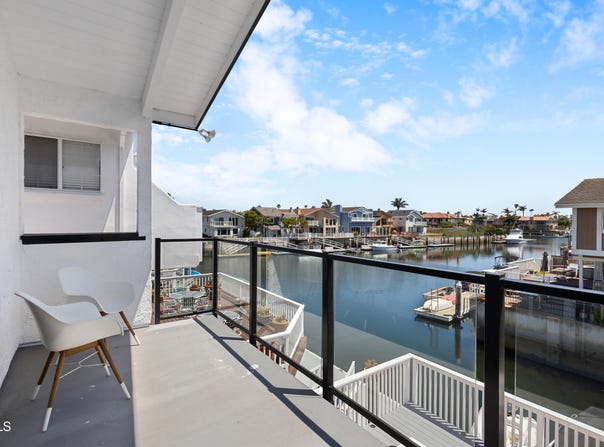 3960 West Hemlock Street, Oxnard, CA 93035