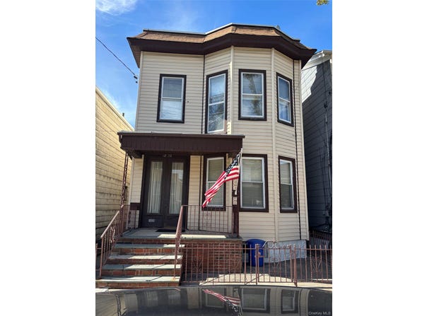 1826 120th Street, College Point, NY 11356