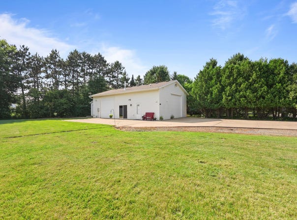 1080 3rd Avenue NE, Milaca, MN 56353