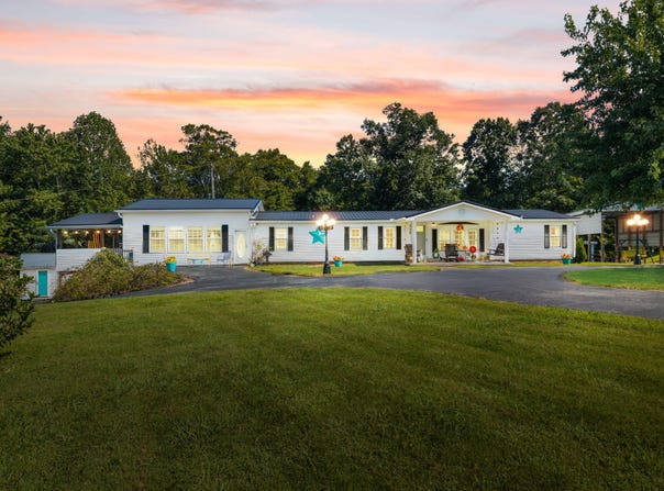 762 Dogwood Lane, West Liberty, KY 41472