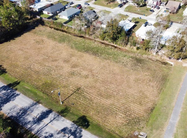 0 Dolphin Avenue, Gulf Shores, AL 36542