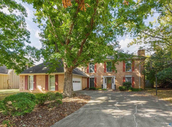 1203 Chesley Lane, Huntsville, AL 35803