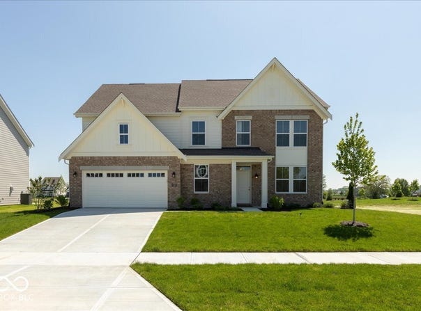 1105 Gatewick Court, Greenwood, IN 46143