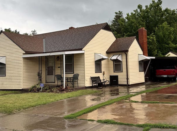 1023 W McCormick, Wichita, KS 67213
