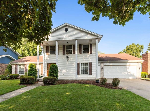 2601 BEECHWOOD Court, APPLETON, WI 54911