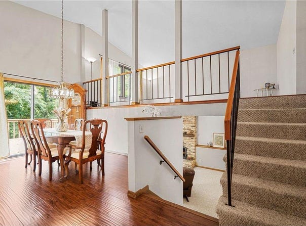 9865 Garrison Way, Eden Prairie, MN 55347