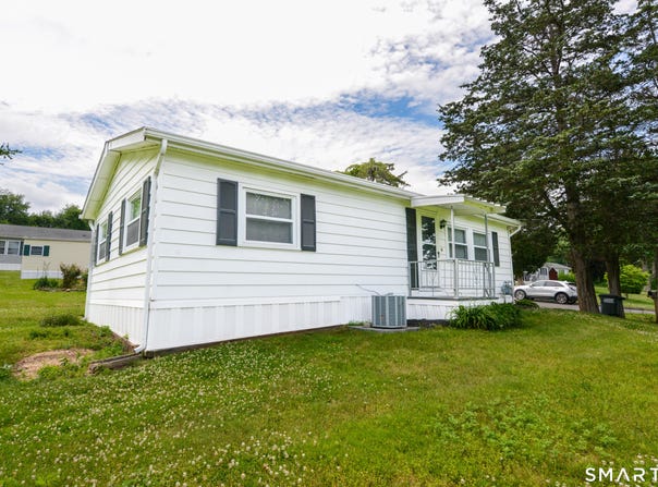5 Cedar Grove Road, Southington, CT 06489