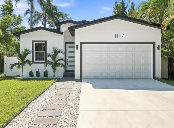 1117 15TH Avenue NW, LARGO, FL 33770