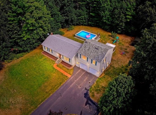 2 Paxton Drive, Standish, ME 04084