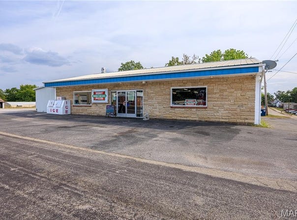 4053 State Highway E, Oak Ridge, MO 63769