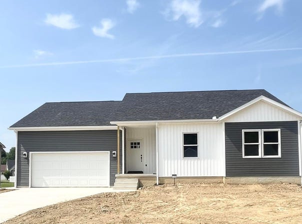 32352 Lilac Lane, Logan, OH 43138