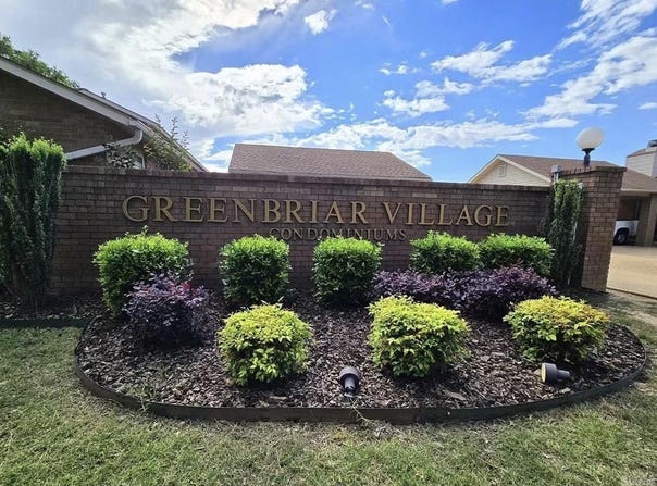 2705 B Greenbriar, Jonesboro, AR 72401