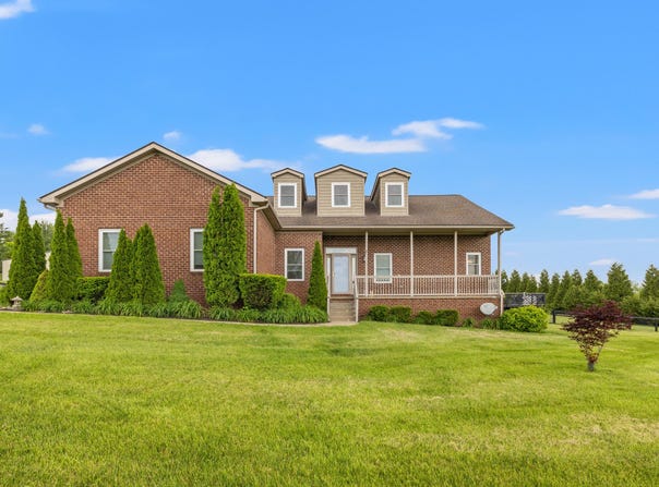 105 Rolling Ridge Road, Stamping Ground, KY 40379