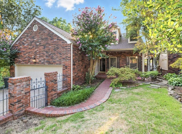 801 Pleasant Valley Drive, Little Rock, AR 72227