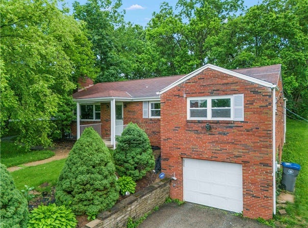 108 Joyce Drive, Peters Twp, PA 15317