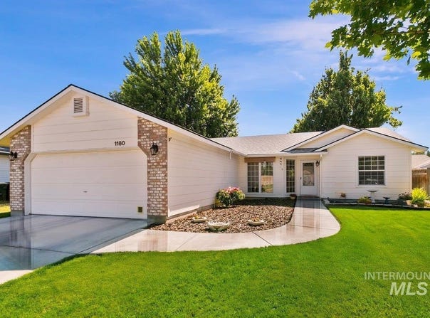 1180 N Shire, Meridian, ID 83642