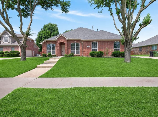 312 Cave River Drive, Murphy, TX 75094