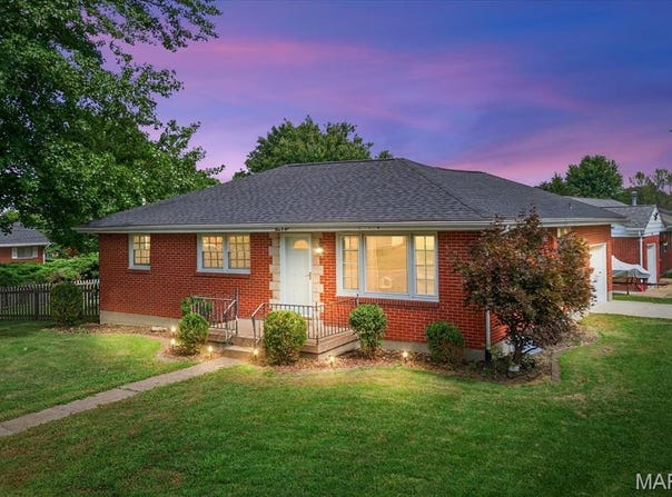 301 Chester Avenue, Waterloo, IL 62298