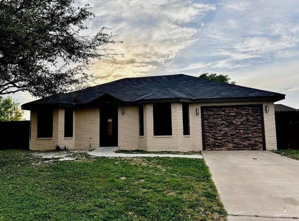 317 Whitewing Drive, La Joya, TX 78560