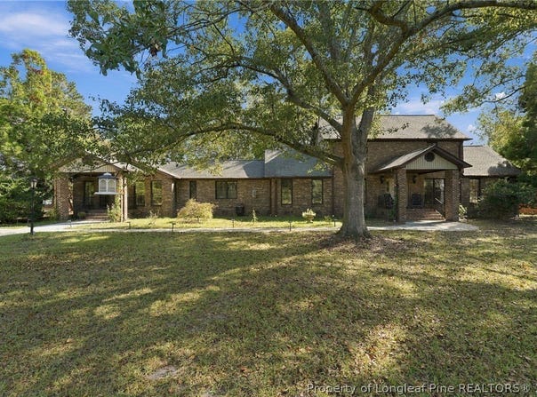 5199 Tobacco Road, Orrum, NC 28369