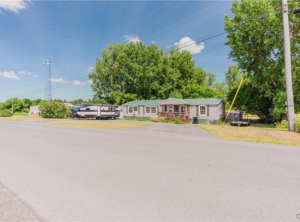 17739 Michael Road, Adams, NY 13606