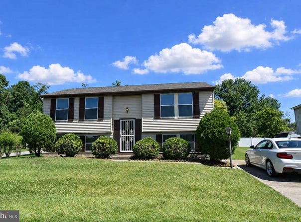 8404 LUCERNE RD, RANDALLSTOWN, MD 21133