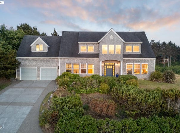5340 HAYSTACK DR, Neskowin, OR 97149