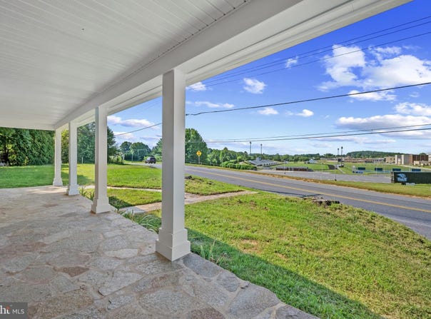 150 HOOK ROAD, WESTMINSTER, MD 21157