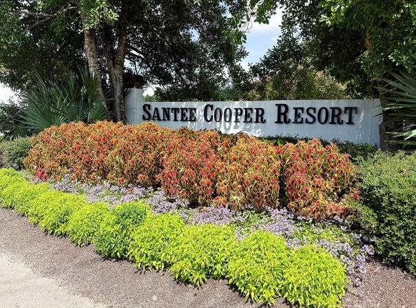 128 Cooper Circle, Santee, SC 29142