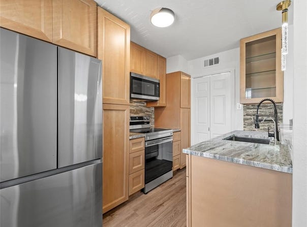 3101 Townbluff Drive, Plano, TX 75075