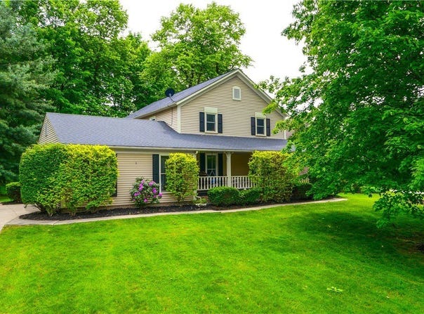 205 Ironwood Circle, Aurora, OH 44202