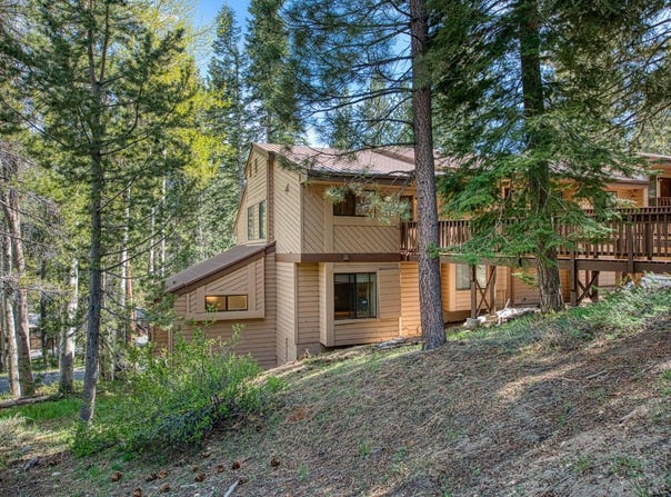 62681 Huntington Vista Lane, Huntington Lake, CA 93634