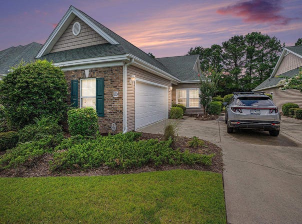 119 Chenoa Dr., Murrells Inlet, SC 29576