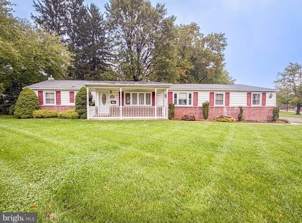 678 CLIFFORD Street, WARMINSTER, PA 18974