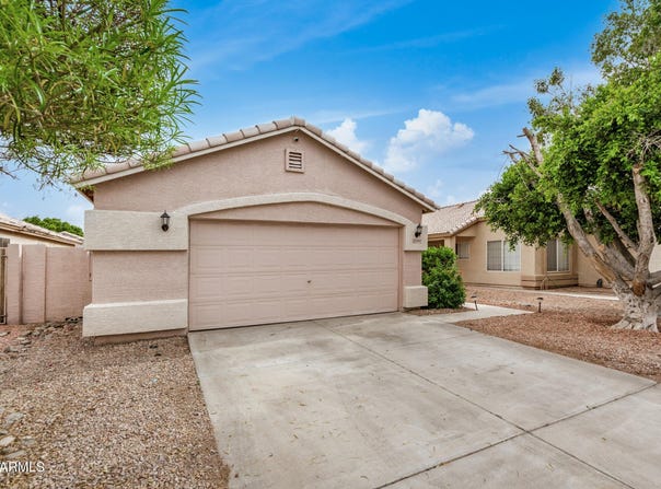 10407 W READE Avenue, Glendale, AZ 85307