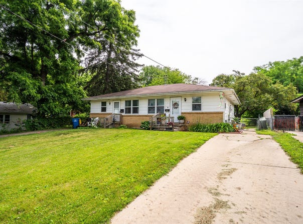 300 Kirkwood Avenue, Des Moines, IA 50315