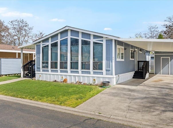 633 E Archwood, Eagle Point, OR 97524