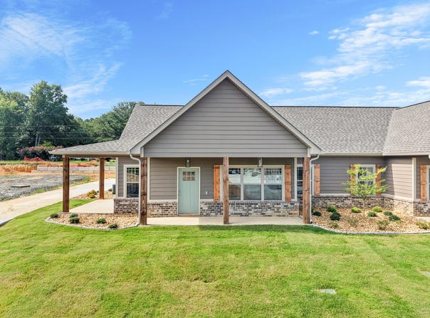 82 Maddox Lane, Chatsworth, GA 30705