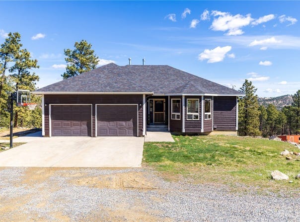 304 Pine Crest Road, Columbus, MT 59019