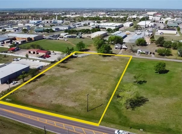 2097 S Eastern Avenue, Moore, OK 73160