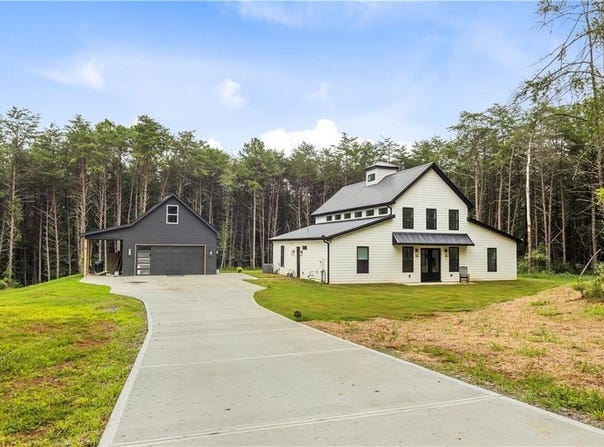 24 Plantation Road NW, Adairsville, GA 30103