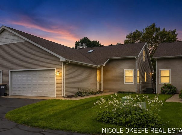 432 River Island Drive, South Haven, MI 49090
