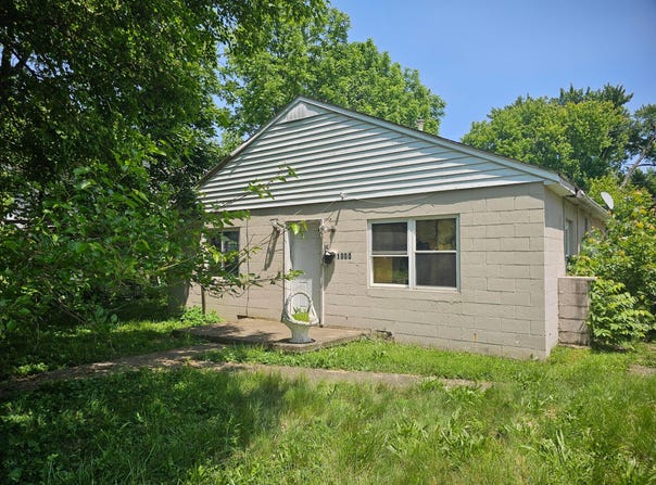 1000 Goodwin Avenue, Lancaster, OH 43130