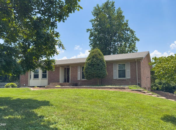 914 Peaceful Way, Shepherdsville, KY 40165
