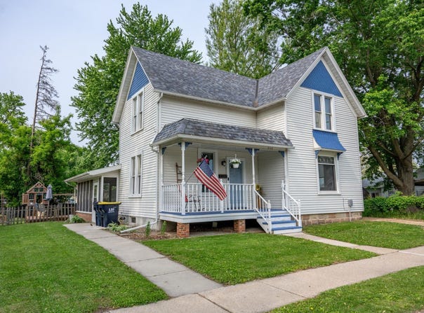 808 E State Street, Mauston, WI 53948