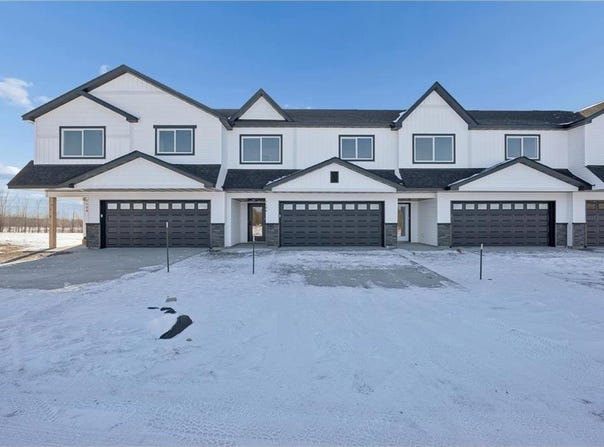1108 45th Avenue NE, Saint Cloud, MN 56304