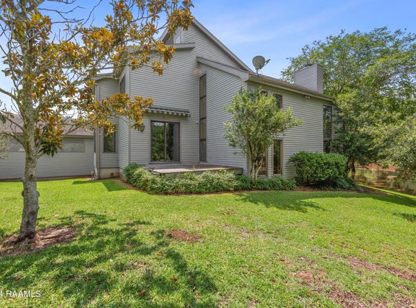 203 Stillwater Road, Breaux Bridge, LA 70517