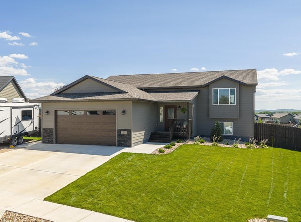 3488 Enfield Loop Rd, Rapid City, SD 57703