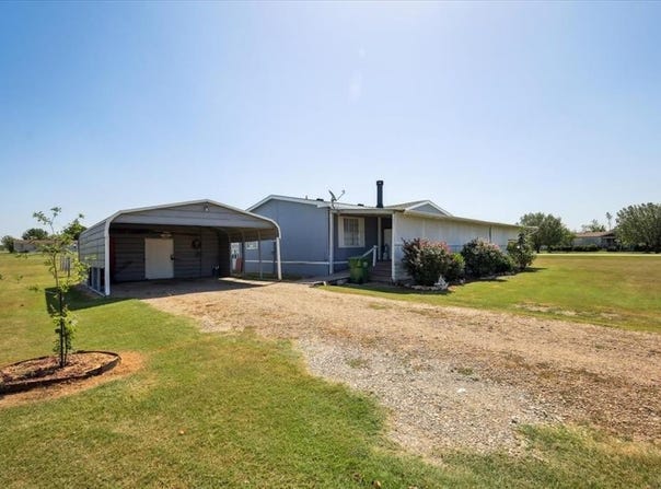 4000 Dee Drive, Terrell, TX 75160
