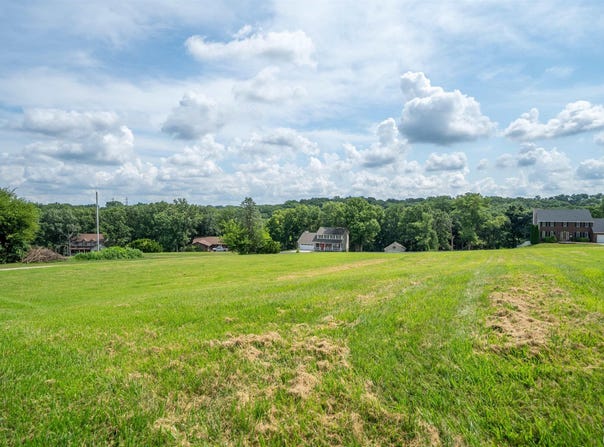 3 COUNTRY VIEW Drive, Peoria, IL 61604